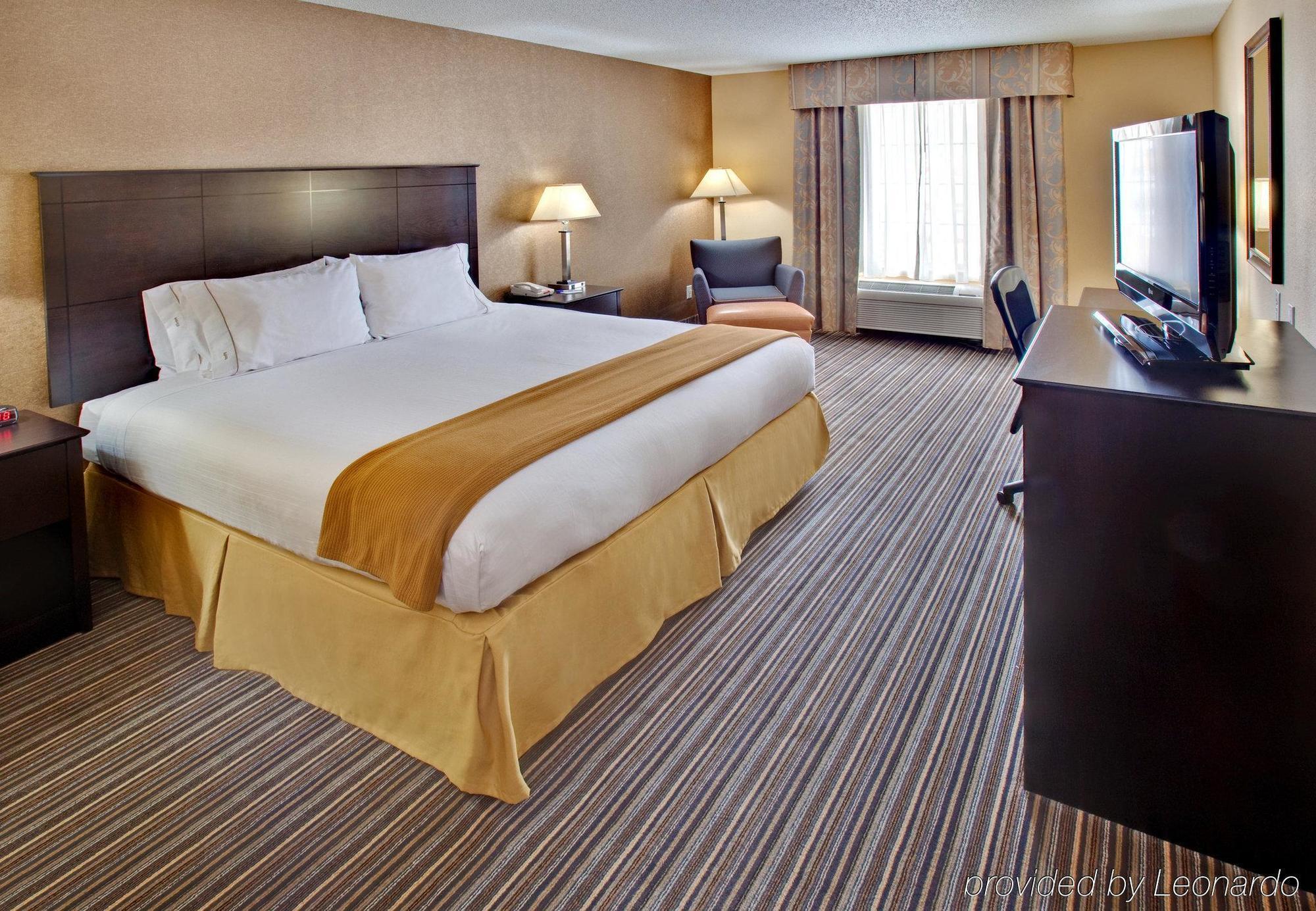 Holiday Inn Express Hotel & Suites Council Bluffs - Convention Center Area By Ihg Exteriör bild